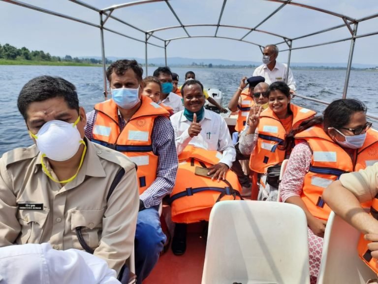 कोरिया जिले के सारे अधिकारी कोरोना से बेखौफ….