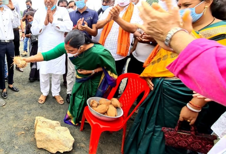 जब तक सडक बनेगा नही, तब तक निरंतर मोनिटरिंग करती रहूंगी: गोमती साय