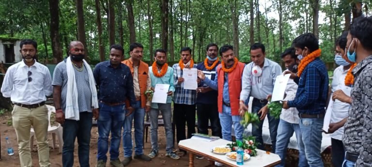 प्रत्रकार संघ कि बैठक में चुने गए नए नए पदाधिकारी!!