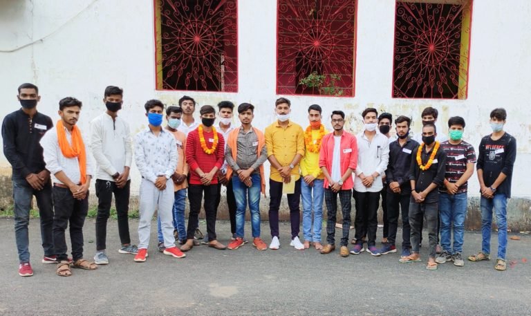अभाविप रामानुजगंज के नगर मंत्री बने आकाश तिवारी