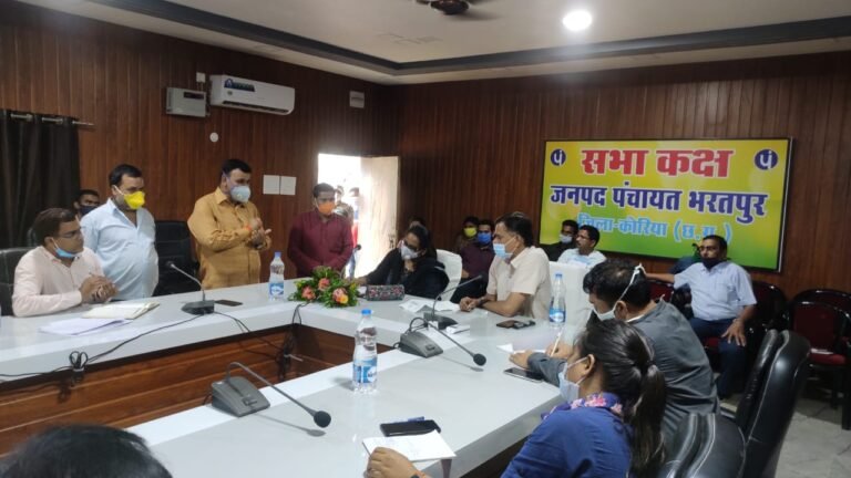 शनिवार की जगह रविवार को बंद रखने व्यापारी संघ ने कलेक्टर को दिया आवेदन