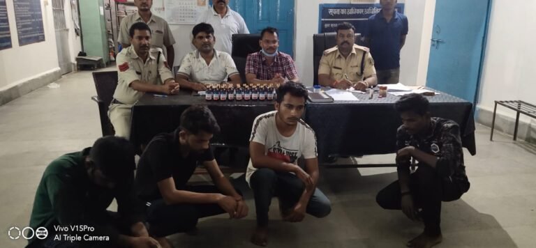 नशीली कफ सिरप के साथ चार आरोपी गिरफ्तार,जनकपुर पुलिस की कार्रवाई