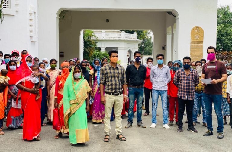 किसानों के साथ हो रहे भ्रष्टाचार पर भड़के प्रदेश सचिव शैलेन्द्र प्रताप सिंह, कलेक्टर से कि भ्रष्ट अधिकारियों पर कड़ी कार्यवाही की मांग