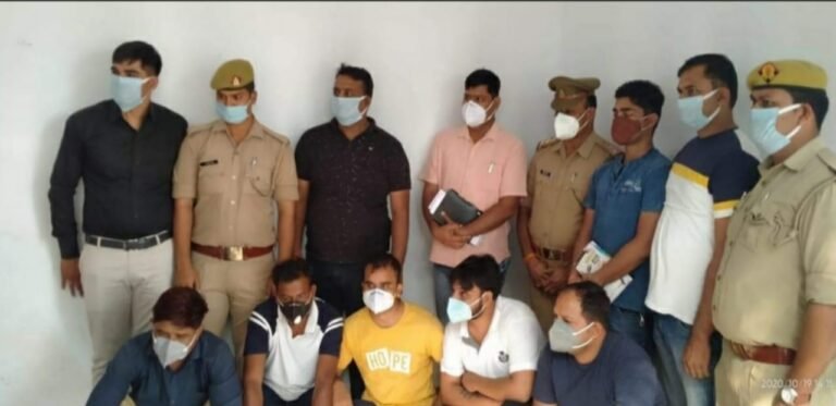IPL मैच में सट्टा लगा रहे 5 सटोरियों को पुलिस ने किया गिरफ्तार,सटोरियों के पास से 01 लाख 30 हजार रूपय नगद बरामद