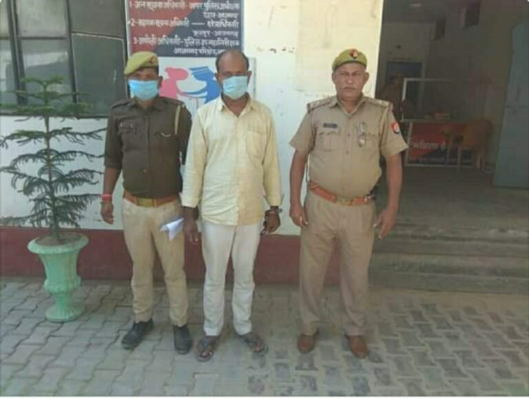 अपराधियों के हौसले इतने बुलंद की छत में सो रही लड़की के साथ किया बलात्कार