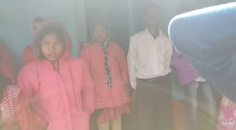 हिंदुओं की धार्मिक भावनाओं को आहत पहुंचा कर ईसाई मिशनरियों द्वारा खेला जा रहा है धर्म परिवर्तन का खेल