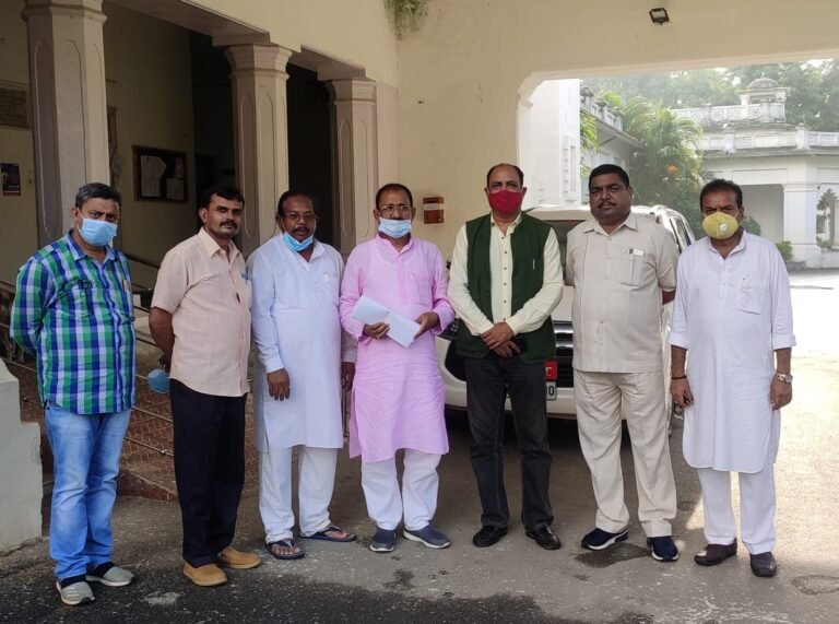 वन अधिकार पत्र वितरण में हुए भारी अनियमितता, फर्जीवाड़ा और हेरफेर को लेकर भाजपा सरगुजा ने कलेक्टर को सौंपा ज्ञापन…