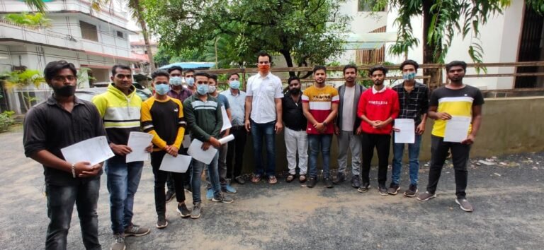 शैलेन्द्र प्रताप सिंह के हाथों RGSSU के नवपदस्थ पदाधिकारियों को किया गया नियुक्ति पत्र से सम्मानित….