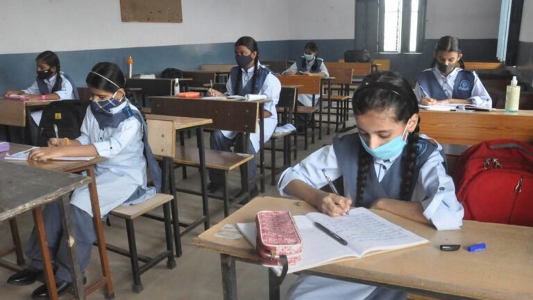 शिक्षा विभाग ने लिया बड़ा फैसला, पहली से बारहवीं तक सभी स्कूल हुए बंद…