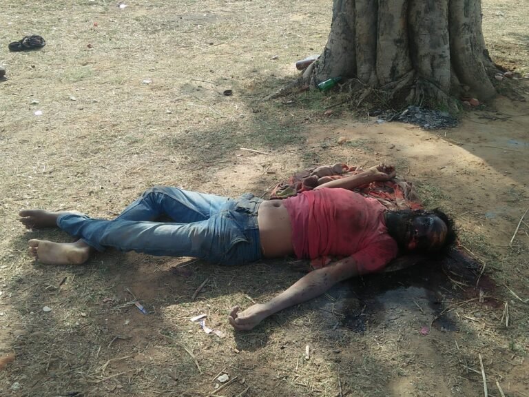 सूरजपुर : हत्या कर तालाब में फेंका शव,,, पत्थर से कुचलकर की गई हत्या का अंदेशा…