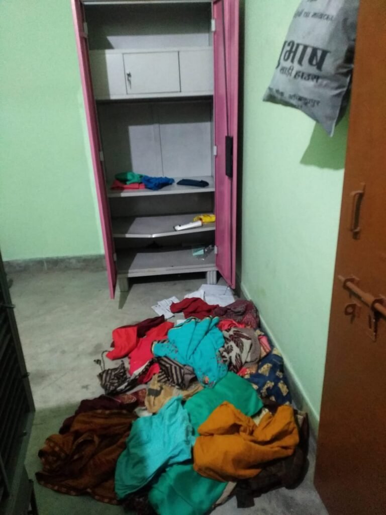 सूरजपुर : एसईसीएल क्षेत्र बिश्रामपुर के सूने मकान में चोरों का धावा..