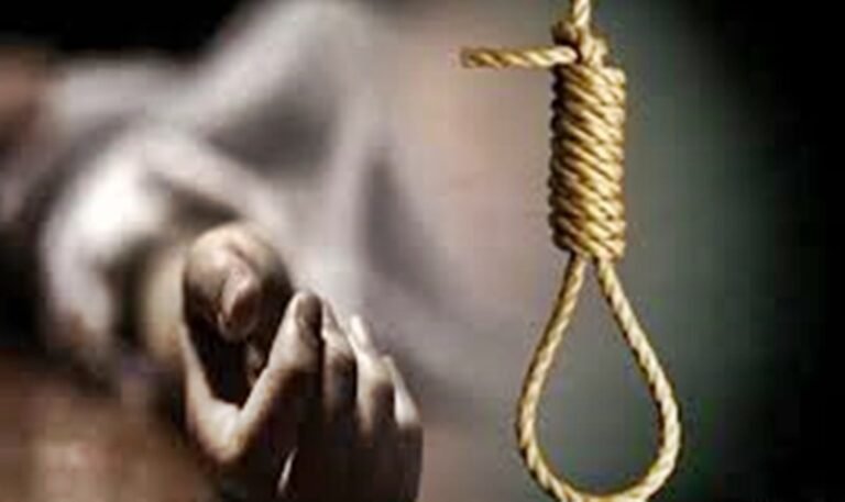 लॉज में मिली एएसआई की फांसी में लटकती लाश….