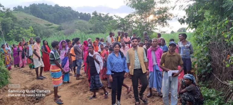 Big Breaking: रिफाइनरी कंपनी के विरोध में एकजुट हुए 5 गांव के आदिवासी… जानें क्या हैं पूरा मामला…