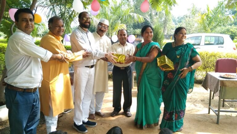 जिला कांग्रेस सेवादल सरगुजा के द्वारा शासकीय प्राथमिक शाला चिखलाडीह विकासखंड अंबिकापुर मे डॉक्टर सर्वपल्ली राधाकृष्णन जी की जयंती कार्यक्रम का किया गया आयोजन…..