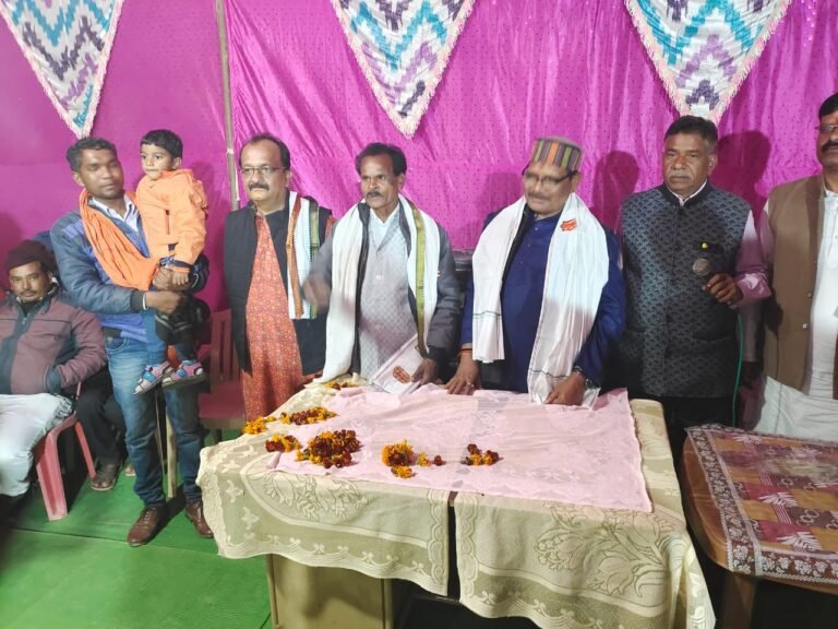 शिक्षा मंत्री ने सेंधो कर्मा के अवसर पर ग्राम पंचायत परमेंश्वरपुर में की लाखो के विकास कार्यों की घोषणा…