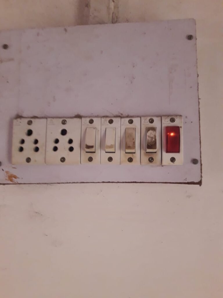 कोसमंदा पुसौर में बिजली की आंख मिचौली से जनता त्रस्त..