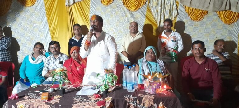 विधायक गुलाब कमरों ने जन संपर्क के दौरान किया विभिन्न विकास कार्यों का भूमिपूजन..
