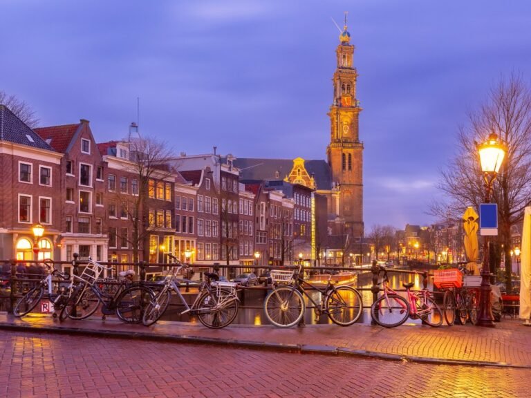 Mapping the Extraordinary in Every Expedition