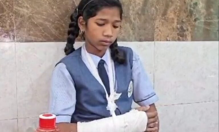 28 स्कूली बच्चों से भरी वैन पलटी, घायल बच्चों का मेडिकल कॉलेज अस्पताल में इलाज जारी…