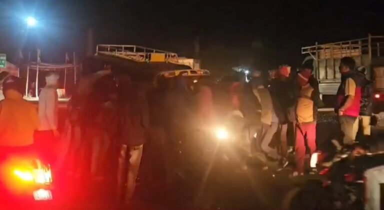 तेज रफ्तार माजदा ने ऑटो को मारी टक्कर, 1 महिला की मौत, 11 की हालत गंभीर….