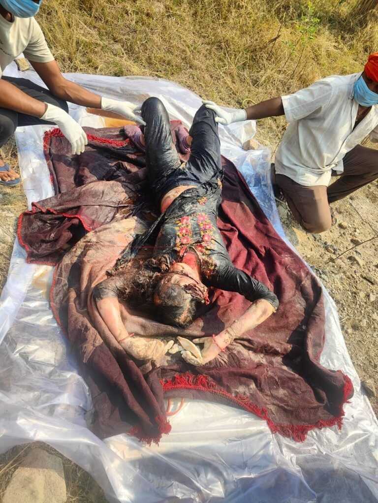 बंद खदान में मिला कंबल में बंधा हुआ महिला का शव, पुलिस कर रही महिला के पहचान की कोशिशें तेज…