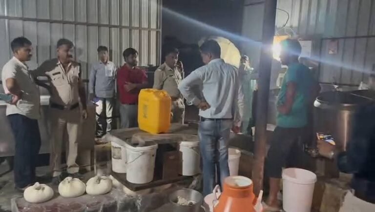 नकली पनीर का चल रहा था कालाबाजार, सागर डेयरी से 150 किलो नकली पनीर जब्त, फर्म सील…