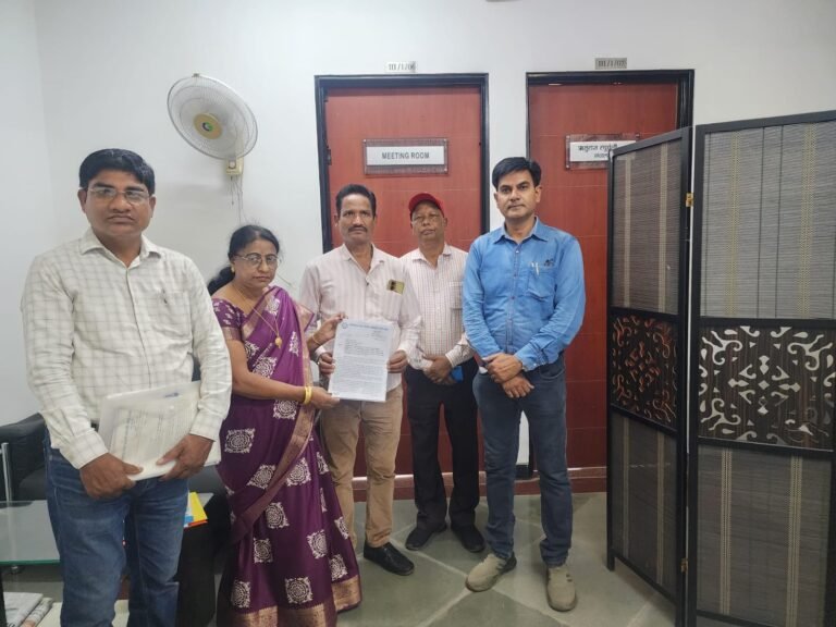 प्रदेश में स्कूल शिक्षा की स्थिति को बेहतर बनाने और शिक्षा व्यवस्था में कसावट के लिए प्राचार्य पदोन्नति हैं अतिआवश्यक- सतीश प्रकाश सिंह