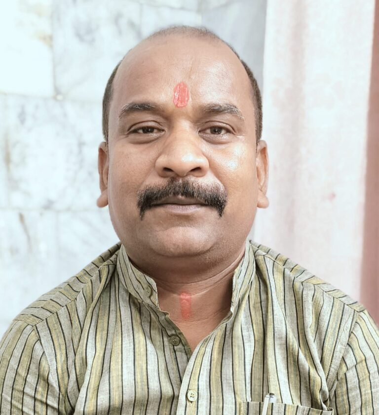शाला प्रवेश उत्सव कार्यक्रम में जनप्रतिनिधियों की उपेक्षा पर पूर्व विधायक ने जताई आपत्ति…