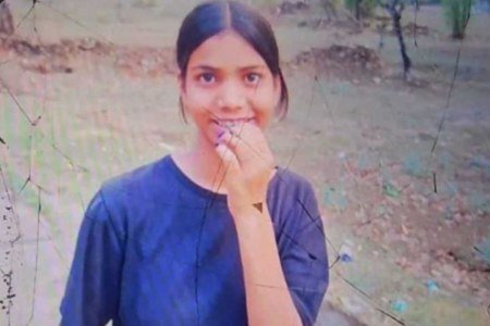मोबाइल की लत ने ली एक और जान: बहन ने मोबाइल छीन कही पढ़ाई करने की बात, गुस्से में छात्रा ने जुएं मारने की दवा पीकर लगाया मौत को गले…