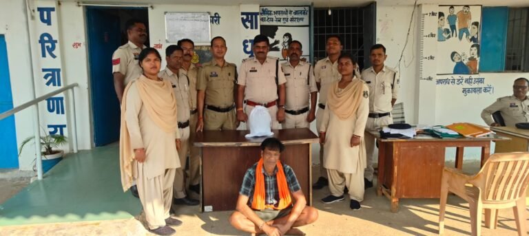 किराना दुकान में में बेच रहा था गांजा, पुलिस ने किया गिरफ्तार…
