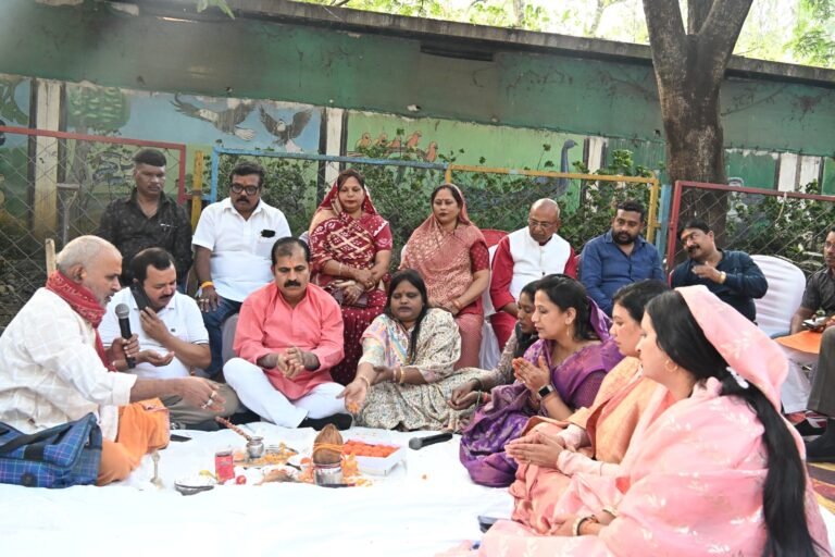 3 करोड़ के निर्माण कार्यों का हुआ भूमिपूजन : शहर में सड़कों का निर्माण कार्य शुरू, जनता को मिलेगी राहत- मंजूषा भगत