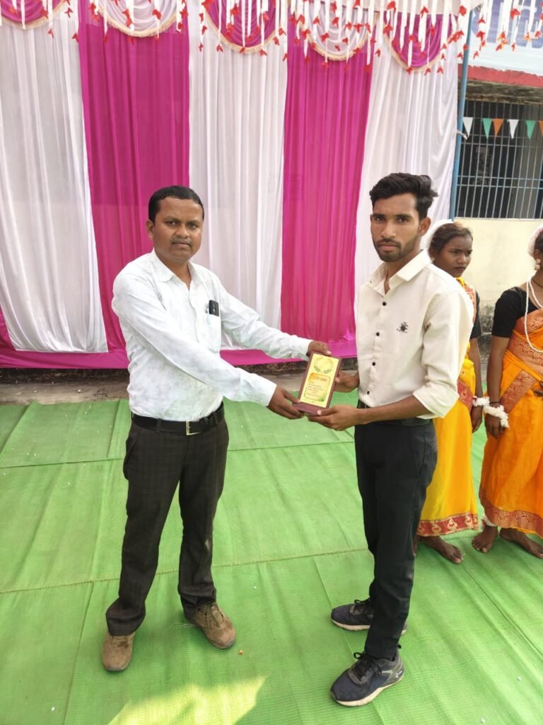 लांजित में 77वां गणतंत्र दिवस हर्षोल्लास से संपन्न…