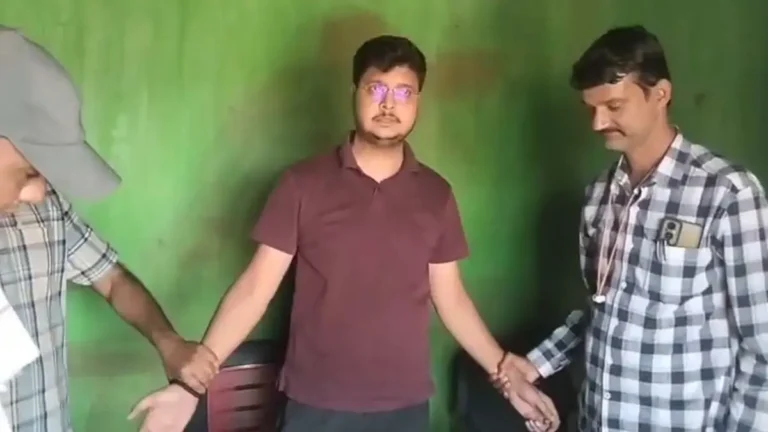 सूरजपुर: 25 हजार की घूस लेते पटवारी रंगे हाथों गिरफ्तार, ACB की बड़ी कार्रवाई..