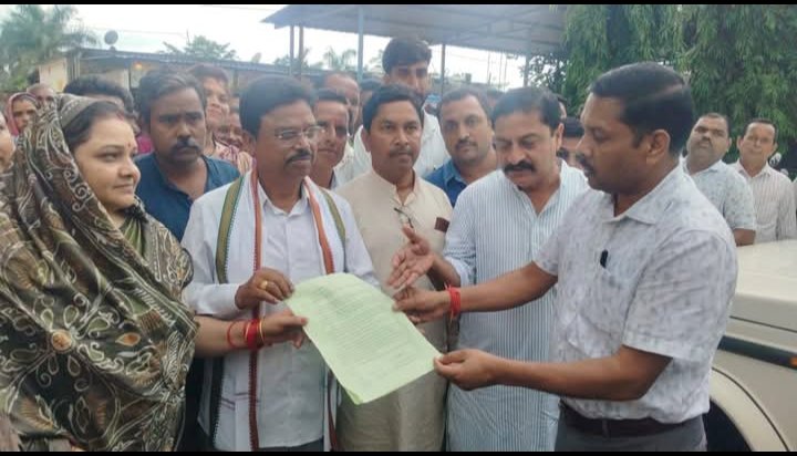 भैयाथान ब्लॉक कांग्रेस कमेटी की बैठक संपन्न, जनहित के मुद्दों को लेकर प्रशासन को सौंपा आवेदन…