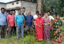 ग्राम पंचायत राधाकृष्णनगर में भ्रष्टाचार को लेकर ग्रामीणों का फूटा गुस्सा: “सचिव पर गाज, तो सरपंच पर मेहरबानी क्यों?”